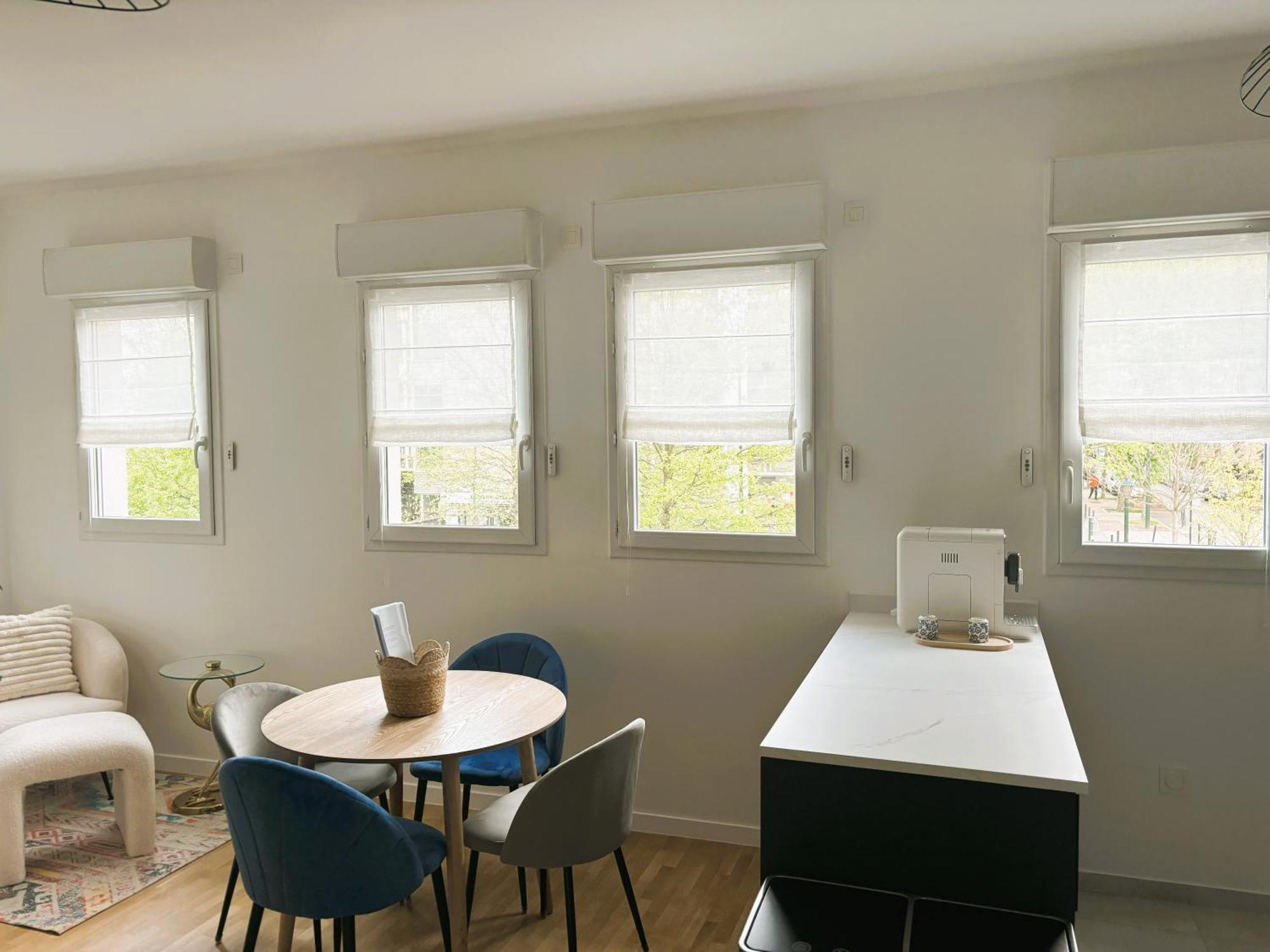 Le Boudoir - 2 Pieces Et Parking Apartment Le Plessis-Robinson Exterior photo