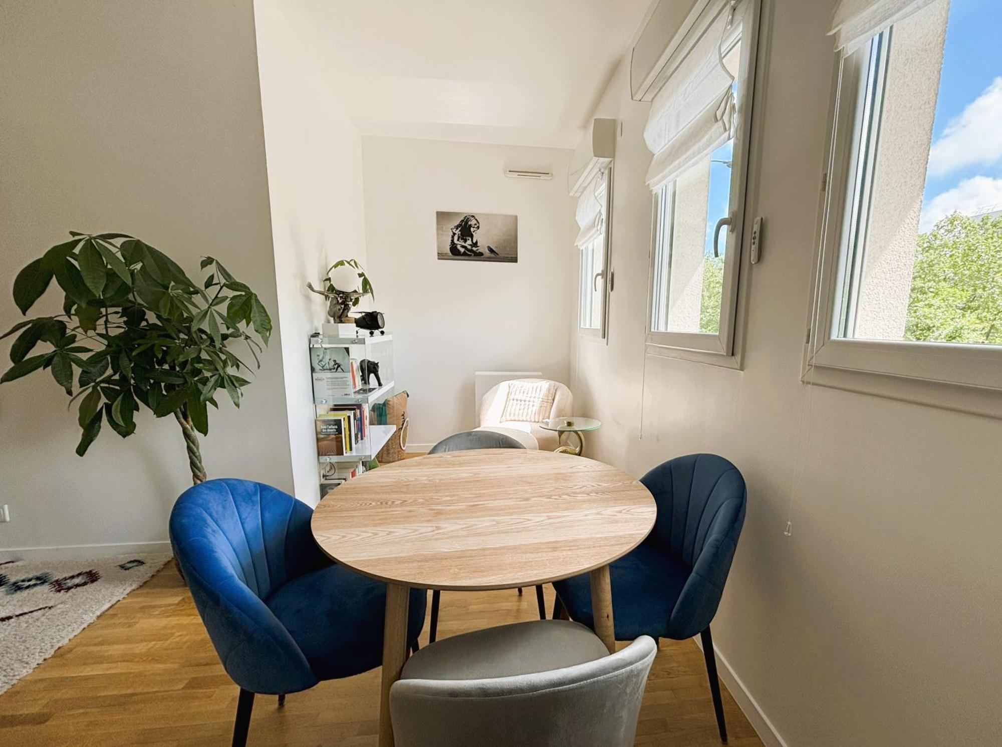 Le Boudoir - 2 Pieces Et Parking Apartment Le Plessis-Robinson Room photo